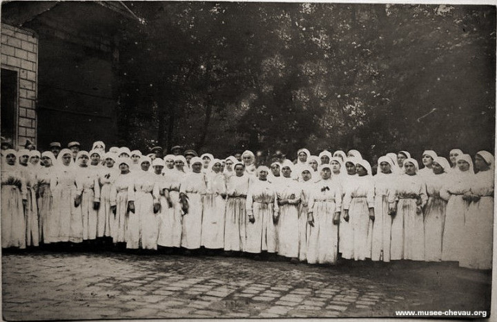 Usine de Crosne vers 1917, source inconnue.
